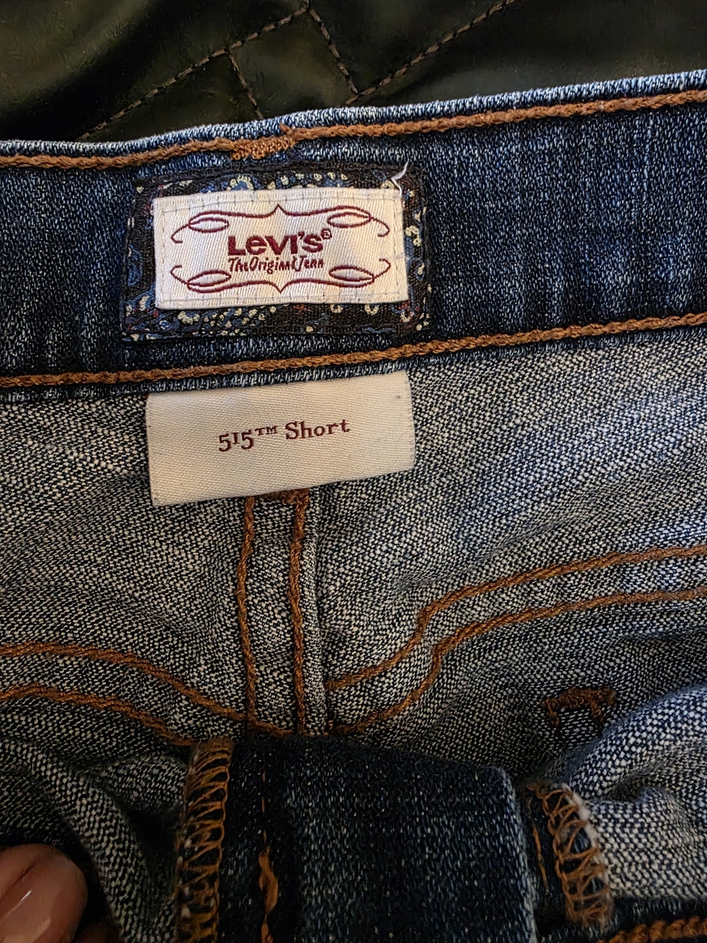 Levi's Women's 515 Denim Shorts - Picture 4 of 5